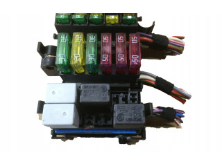 Блок предохранителей    Maserati Quattroporte    