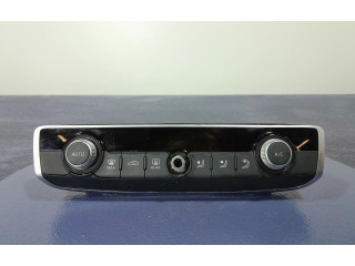 Блок управления климат-контролем 8V0820043AJ, 8V0820043AJ   Audi Q2 