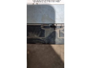 Дисплей       Volkswagen PASSAT B6