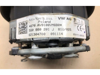 Подушка безопасности водителя    Volkswagen Golf VII