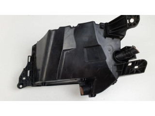 Блок предохранителей 8266253070   Lexus IS 220D-250-350    