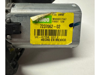 Моторчик заднего дворника 7237062    BMW X3 F25