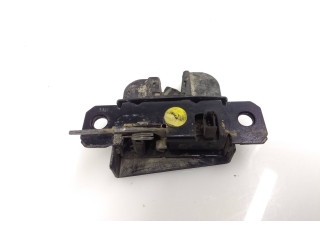 Zámek zadních dveří 2K0827506E Volkswagen Caddy 2007