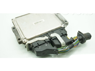 Блок управления двигателем Блок управления DS71-12B684-XB, DS71-12B684-XB   Ford Kuga II