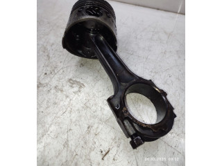 Поршень с шатуном 4D56 Mitsubishi L200