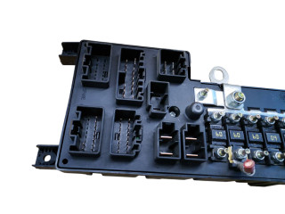 Блок предохранителей 8678449, 518828017   Volvo S80    