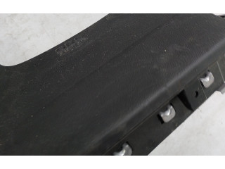 Подушка безопасности для колен 7030A31653 Mitsubishi Outlander