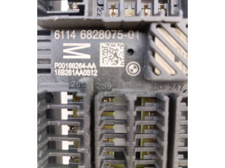 Блок предохранителей 6828075   BMW X3 G01    