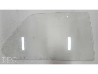 Заднее боковое стекло кузова