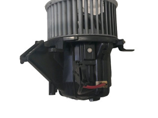 Вентилятор печки 8K1820021C Audi Q5 SQ5