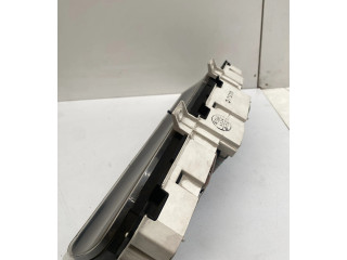 Панель приборов GC5JC, PLJ620001A   Mazda 626       