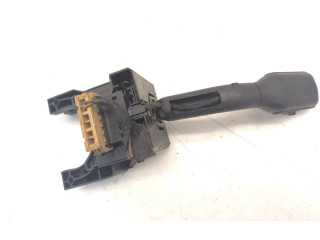 Ручка стеклоочистителей 8D9953503E    Audi A4 S4 B5 8D   