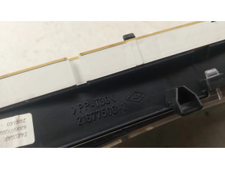 Панель приборов 8200377202, TE0022095Z   Dacia Logan I       