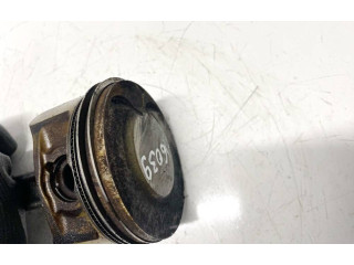  Поршень с шатуном    Volvo S80  