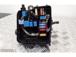 Блок предохранителей 243809584r   Dacia Logan II    