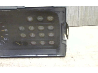 Přístrojová deska Renault 5 1994
