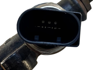 Топливная рампа 4R8Q9C066AE, 5WS40128 Jaguar S-Type 2.7