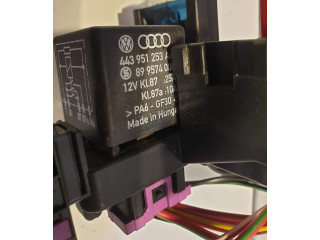 Блок предохранителей 8A0937530, 443951253A   Audi A6 S6 C5 4B    