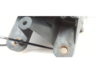 Блок предохранителей  3284, 3933   Lexus LS 430    