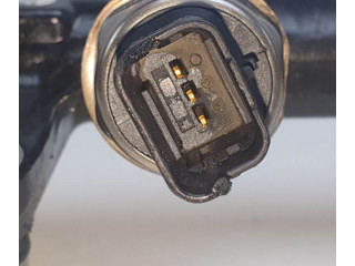 Топливная рампа 968190968004   Citroen C5   для двигателя RH02