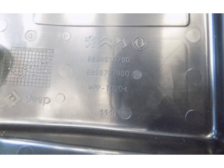 Блок предохранителей  9824510780, 4446   Peugeot 2008 II    