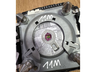 Подушка безопасности водителя    Volkswagen Caddy