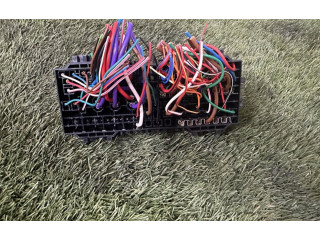   Pojistková skříňka 10282645   MG ZS 2023