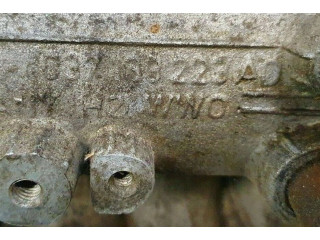 Всасывающий коллектор 037133223AD    Volkswagen Golf II