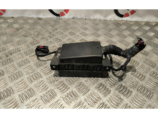 Блок предохранителей X90023300BL   Jeep Grand Cherokee    