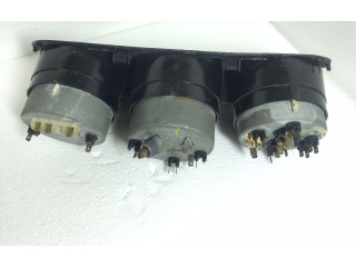 Přístrojová deska Porsche 924