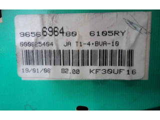 Přístrojová deska Peugeot 206+ 2006 9656696480