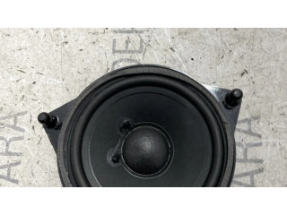 Громкоговоритель (громкоговорители) в передних дверях