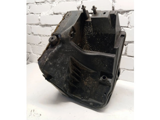   Pojistková skříňka 7H0129601M, 7H0129601J   Volkswagen Transporter - Caravelle T5 2008