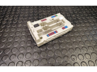 Pojistková skříňka 284B71BY0A Nissan Murano Z51 2011