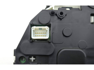 Přístrojová deska Nissan Navara D23 2021 5JU3A, 5TU3A