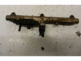 Топливная рампа 0445214017 Citroen C8