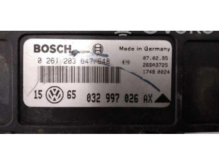 Блок управления двигателем Блок управления 0261203647 Volkswagen Golf III