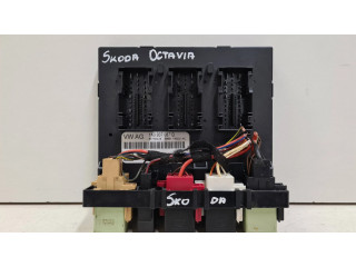 Блок комфорта 1K0937087Q, 5DK00965408 Skoda Octavia Mk2 (1Z)