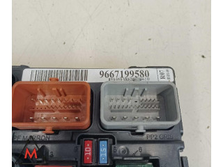 Блок предохранителей  9667199580, VALEO   Peugeot 207    