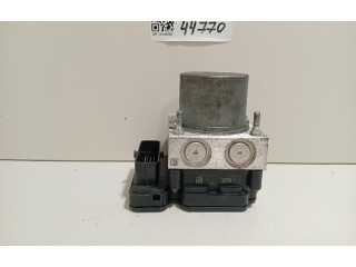 Блок АБС 3557994, 3557994   Citroen  C3 Aircross  2017 -  года