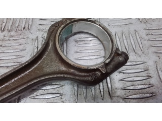 Поршень Kolben mit Pleuel 04ER Volkswagen Jetta USA