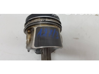 Поршень с шатуном 04bc Skoda Fabia Mk3 (NJ)