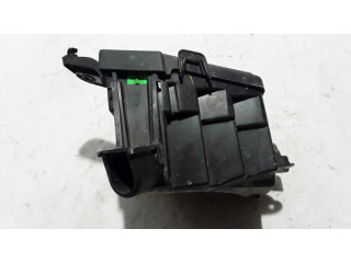 Блок предохранителей 8200790426 Dacia Duster