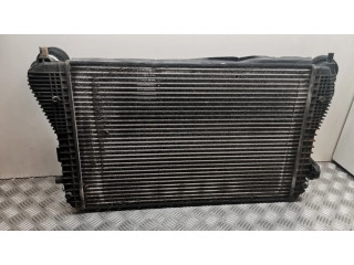 Интеркулер  1K0145803E   Audi A3 S3 8P 1.9