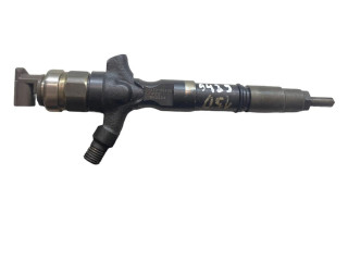 Vstřikovač 2367030400 Toyota Land Cruiser (J150)