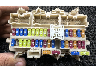 Pojistková skříňka Infiniti QX60 L50 2014