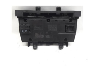 Блок управления климат-контролем 735501599 Fiat Punto Evo