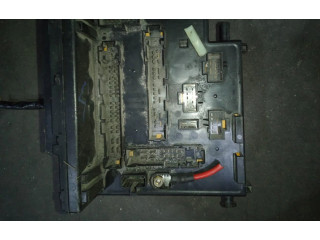 Блок предохранителей 95AG14A073DB Rover Rover