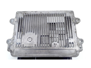 Блок управления двигателя SH1218881A, 2757005602 Mazda 3 II