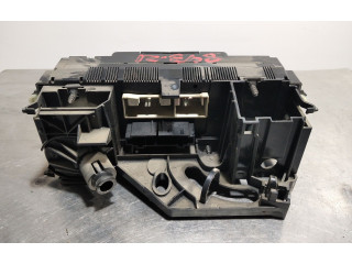 Рулевая рейка  Модуль блока управления кондиционером    Volkswagen Caddy 2004 - 2010 года